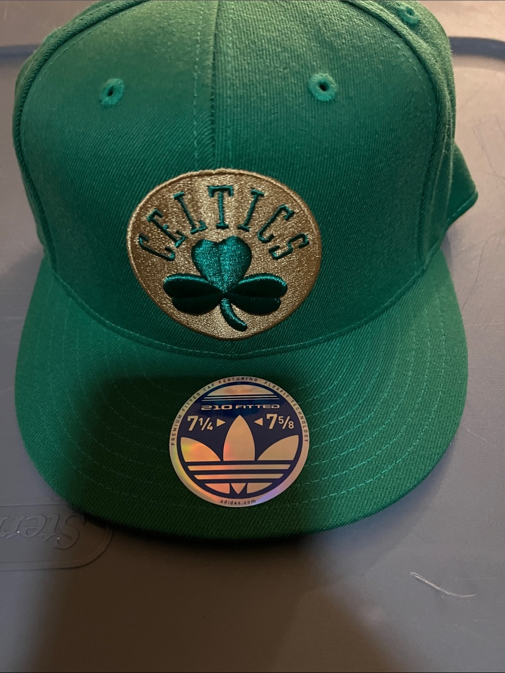 Adidas flex Boston Celtics Hat with Gold Patch fit sizes 7 1/4-7 5/8 L/XL